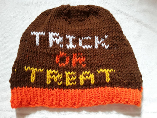 Trick-Or-Treat Hat (with real candy pocket)