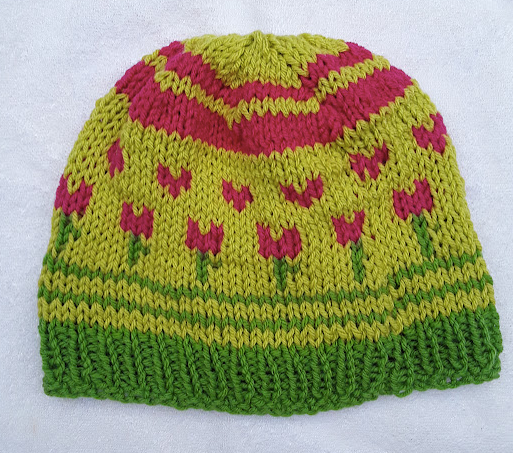 Hearts and Tulips Hat