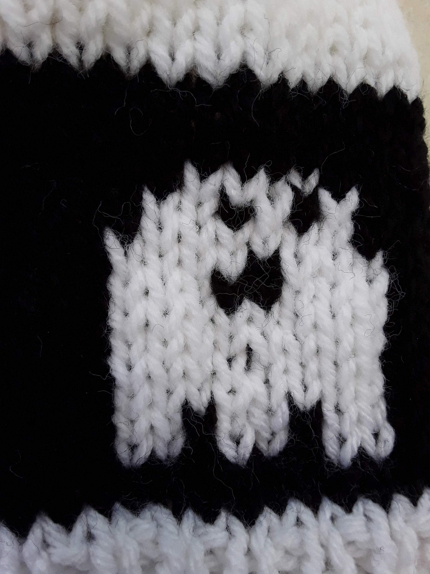Wavy Ghosts Hat