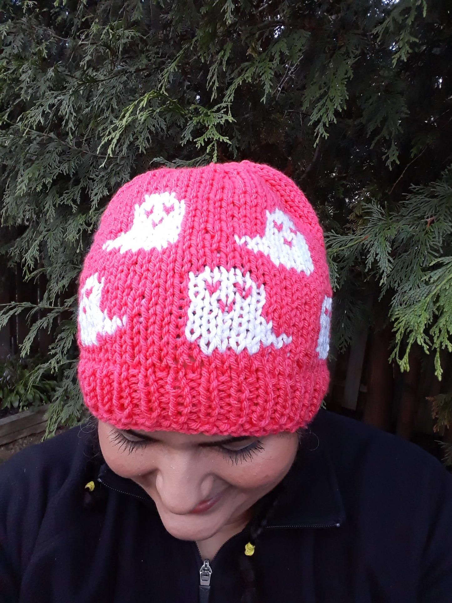 Coral Ghosts Hat