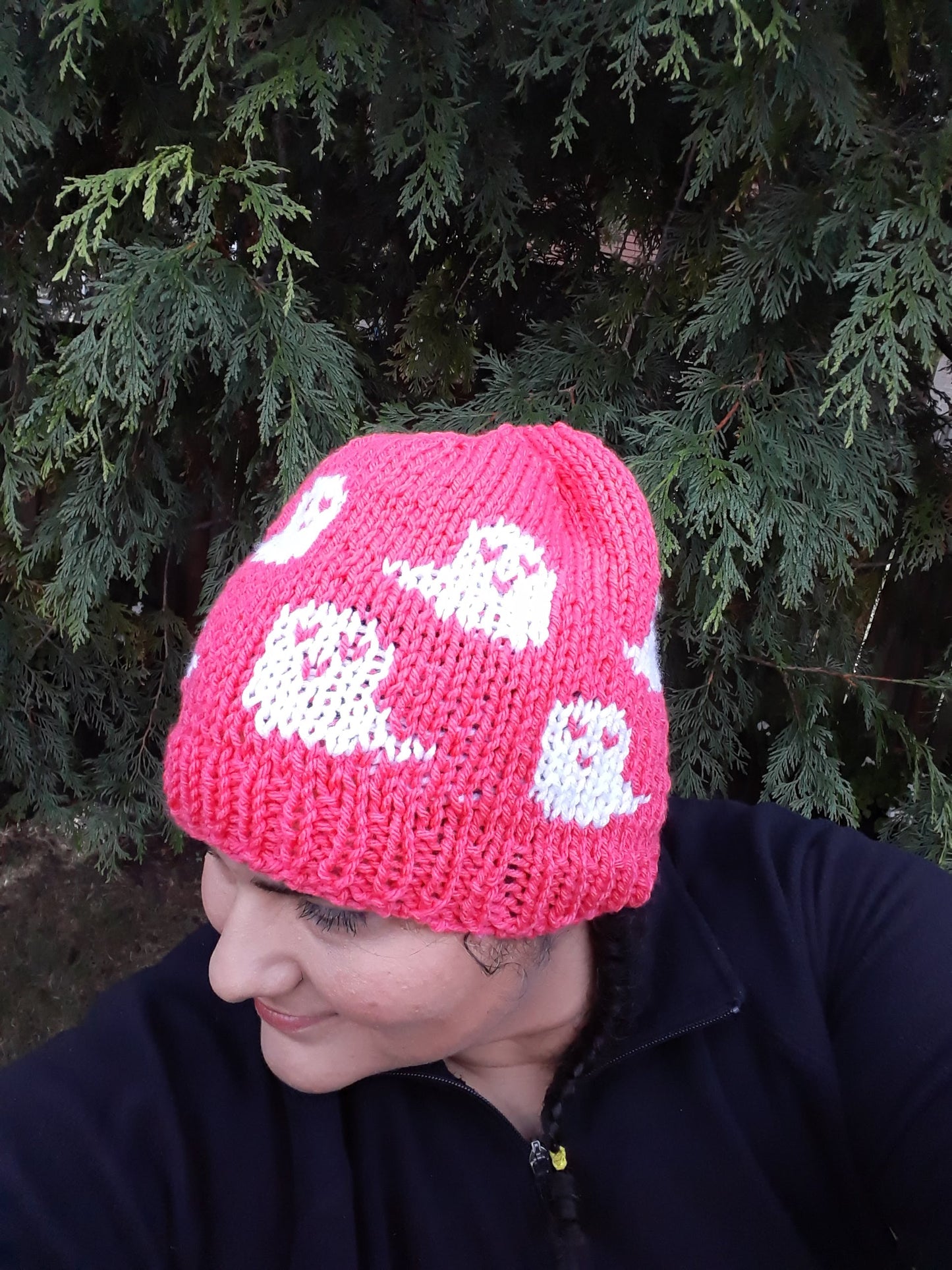 Coral Ghosts Hat